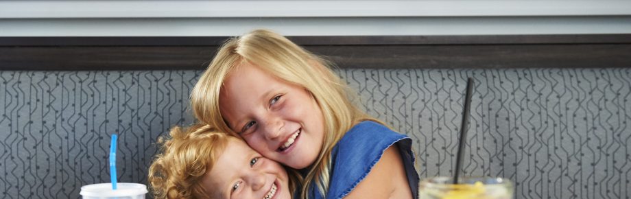 Les « Cartes pour enfants » de Boston Pizza, une initiative inspirante et payante pour les organismes et la communauté