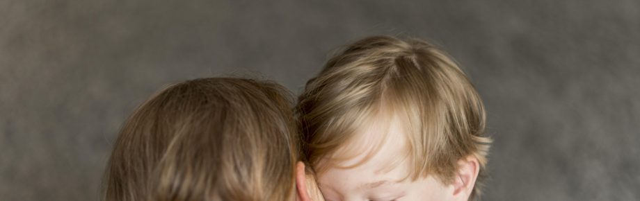 Accompagner un enfant sensible dans un monde qui va vite